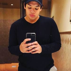 Meet your Posher, Thomas jr.